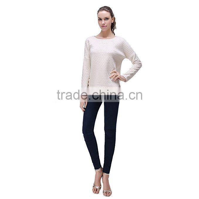 Womens' Winter quilted pullover sweatshirt with polka dots