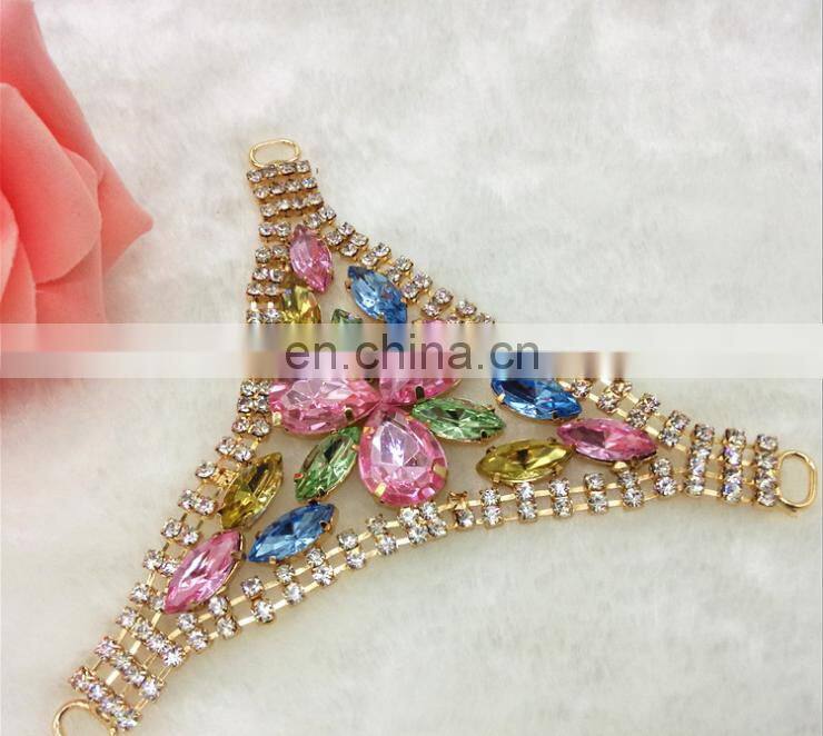 2016 fashion design acrylic shoe accressory with pearl decoration