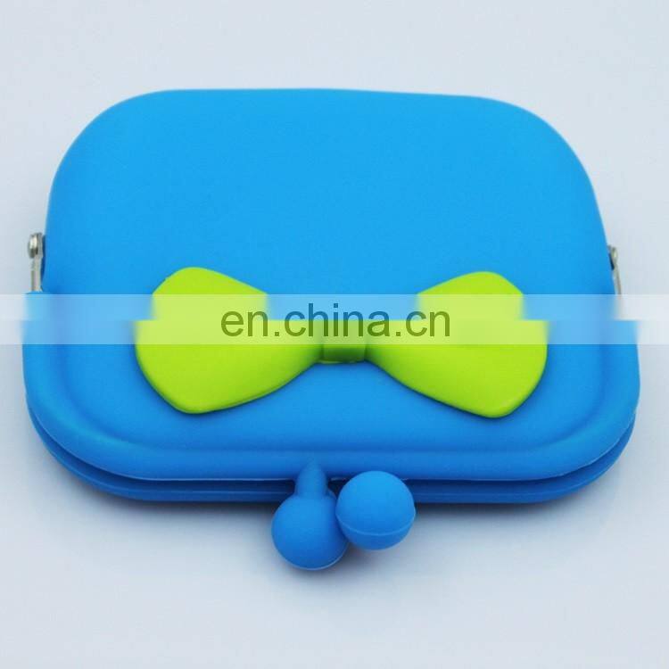 Kisslock Lady Fashion Coin Purse Customized Women Silicone Change Purse Wallet