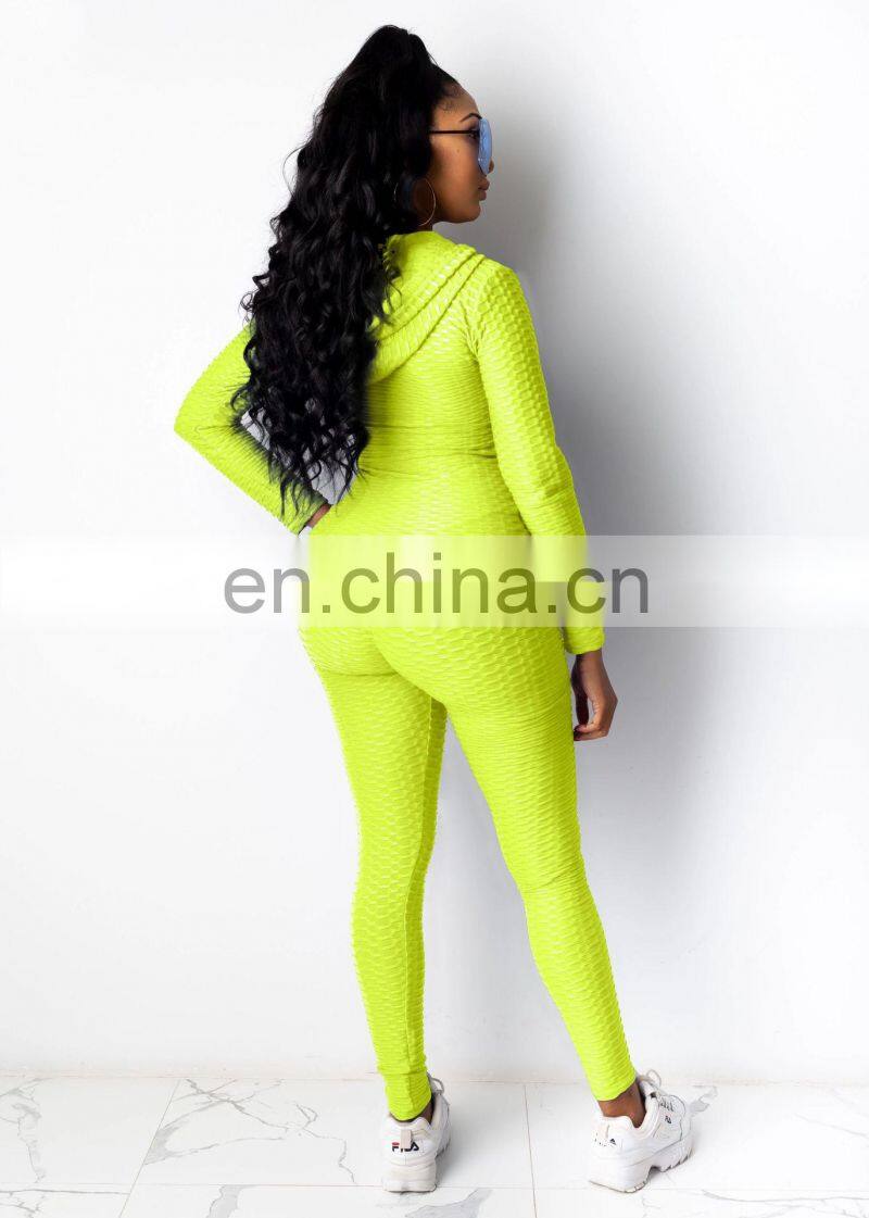 Wholesale solid color hooded tops and pants two piece set with zipper fall winter women's tracksuit in multi colour