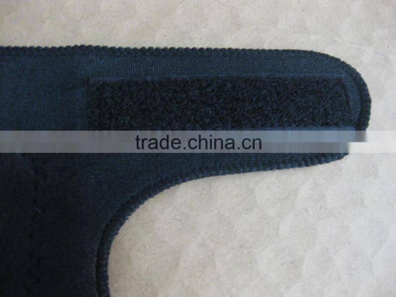China Cheap Black Keep Warm Elbow Pad Support