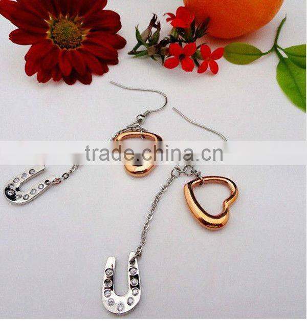 NEW Unique Design Stainless Surgical Steel Stud Earrings in 2013