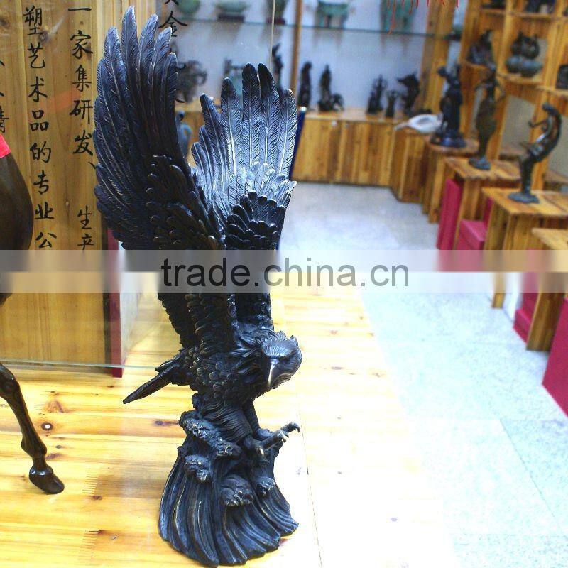 Beautiful sports sculpture bronze