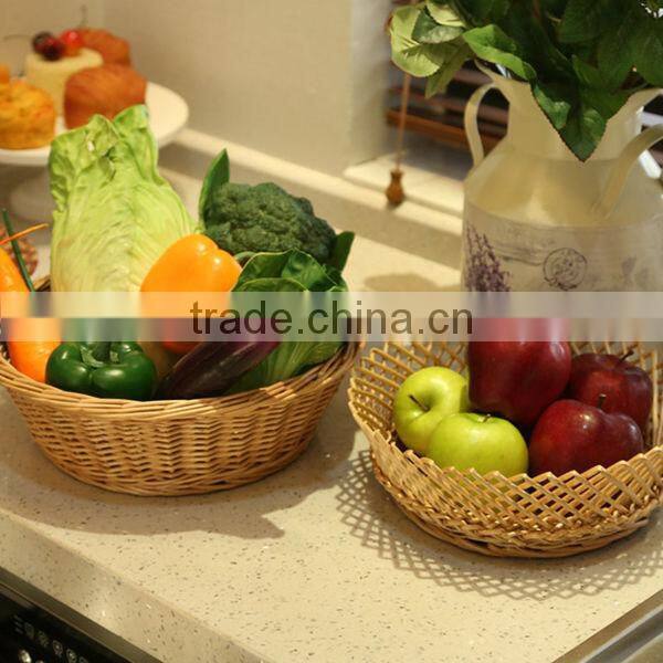 Round willow storage basket for bread and fruit