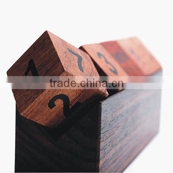 2017 Fashion Hot Sales Manually Wood Cube Calendar, Creative Calendar DIY Perpetual Calendar