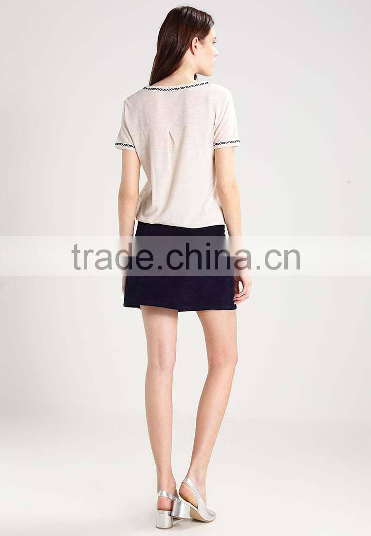 MGOO Custom Made 100% Cotton Embroidered Sleeeves T Shirt Women Deep V Neck Plain T-shirts