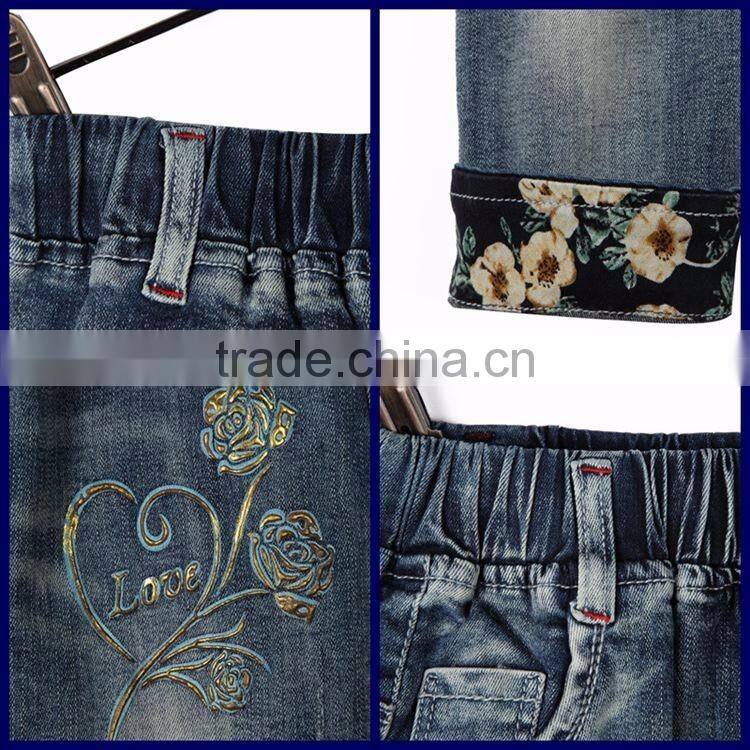 New products good quality elastic waist roll up hem 3D rose printing blue wholesale jeans pants for kids