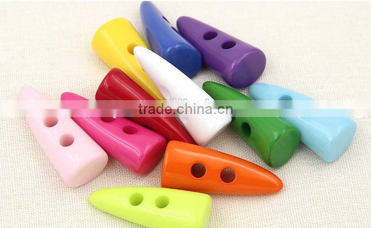Hot Sale Colorful Fancy Resin Material Buffalo Horn Toggle Button For Coat