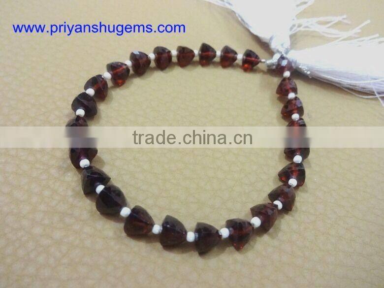 Garnet Faceted Trillion