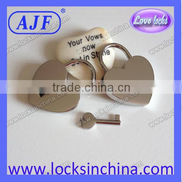 AJFdecorative heart padlocks for valentines day promotional items