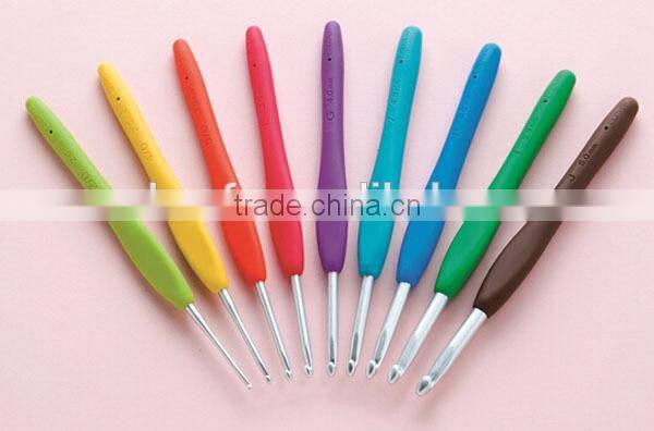 Amazon Hot Sale Aluminum Crochet hook , Soft handle crochet hook set