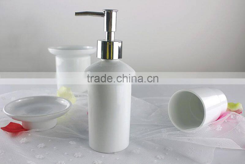 Factory direct custom ceramic bath set Bathroom accessories ceramic