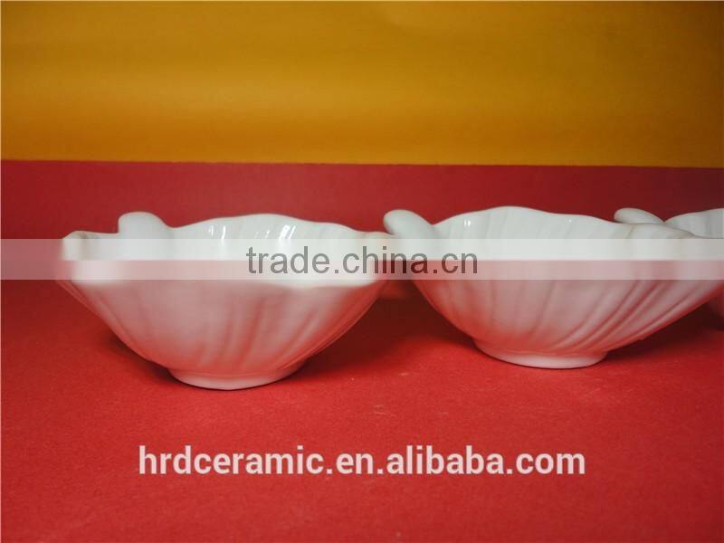 Stocked wholesale best prices porcelain bowl ceramic dish leaf shape