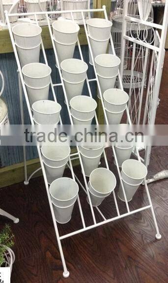 2016 custom european-style white wrought iron landing flower stand with 15 flower barrels