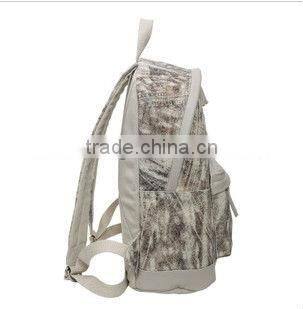 (OEM) exquisite canvas western style casual school backpack