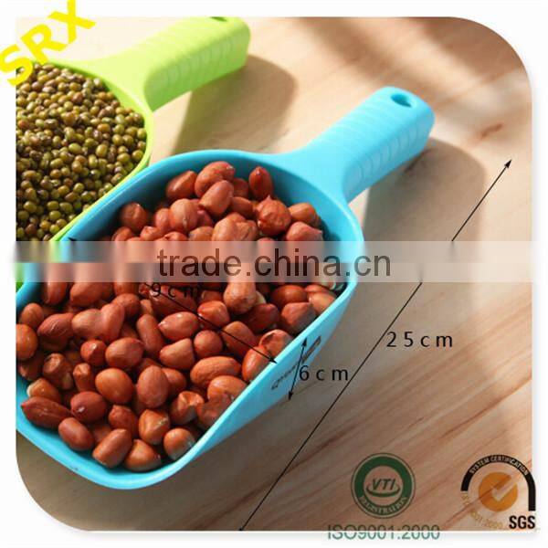 NEW beans kitchen tools plastic scoops wholesale, customized plastic scoops maker