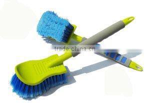Car cleaning brush