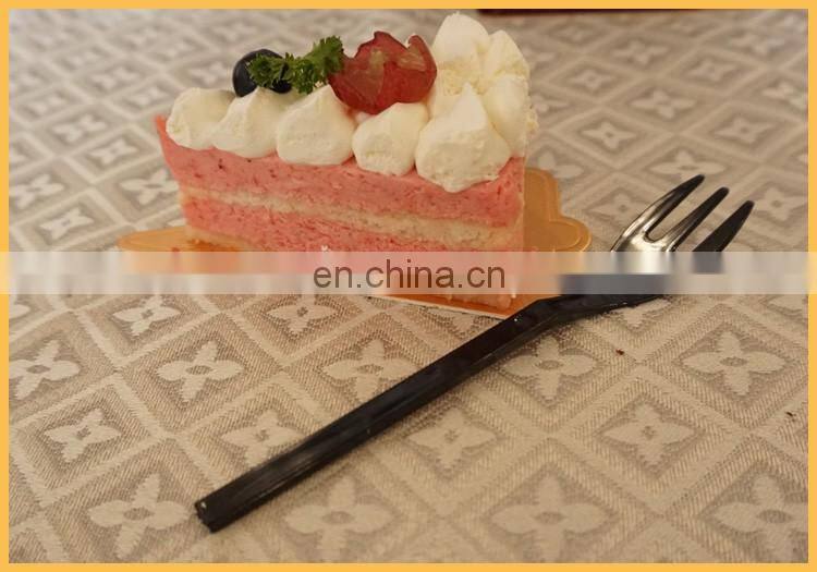 New high quality beautiful plastic fork spoon knife