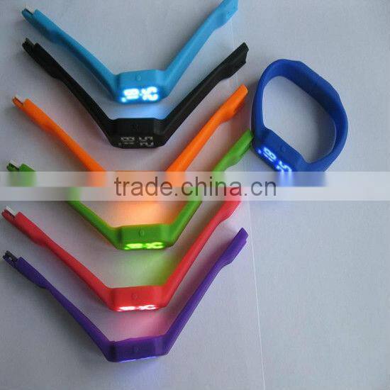2013 NEW Most Popular USB Led Watch Free Shipping