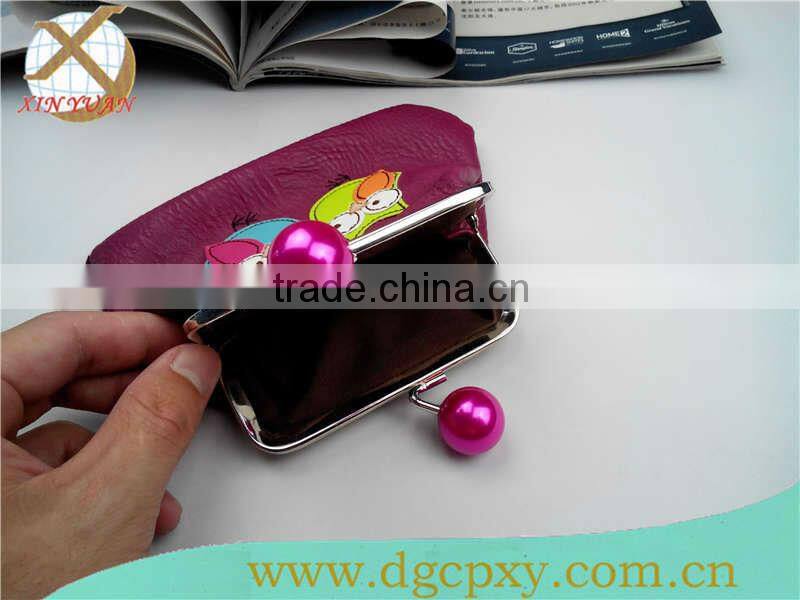 pink pearl kiss lock metal frame PU wallet for kids