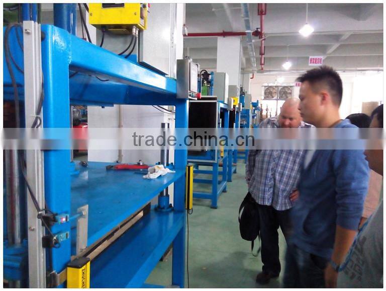 Honeycomb paper packaging box for socks and pants