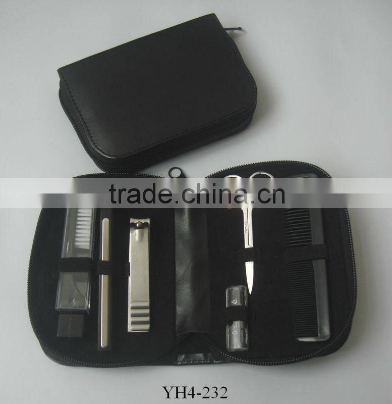 zipper bag shaving kit