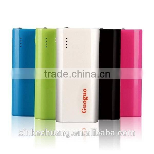 Guoguo 2016 Promotion fast charging battery charger portable 4000mAh power bank with led light