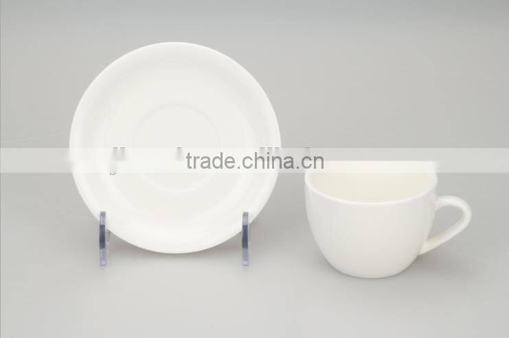 White Custom Porcelain Cappuccino Cup with Saucer