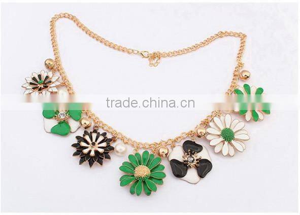 New Green Flower Choker Collar Vintage Pendant Statement Necklace Women Necklaces & Pendants Fashion Necklaces for Women 2014
