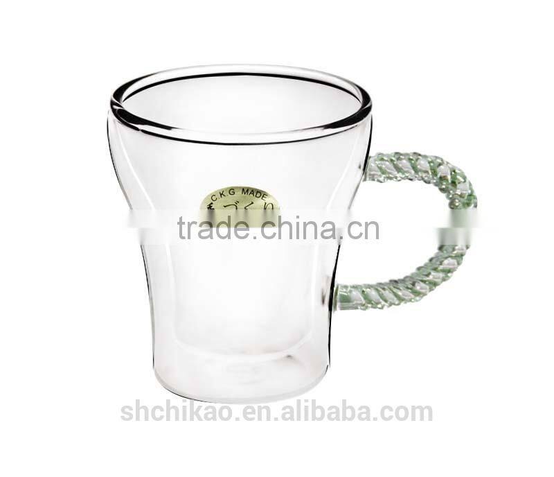 clear glass tea cups