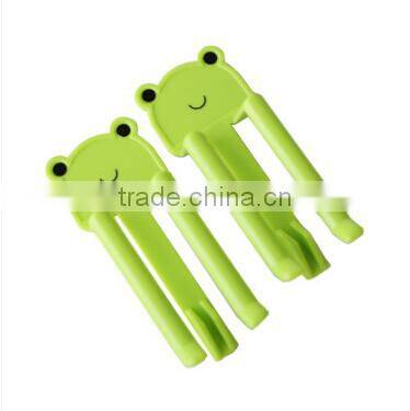 2015 new 2 pc frog trash can clip/diy animal trash can clip holder/diy plastic clips for household accessories