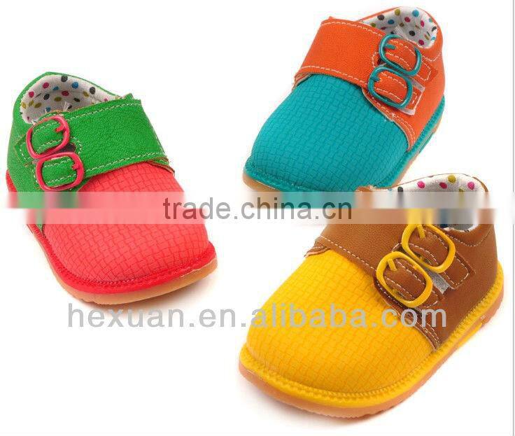 Newest popular design cheap soft sole dinosaur blue baby $1 dollar shoes for baby shoes