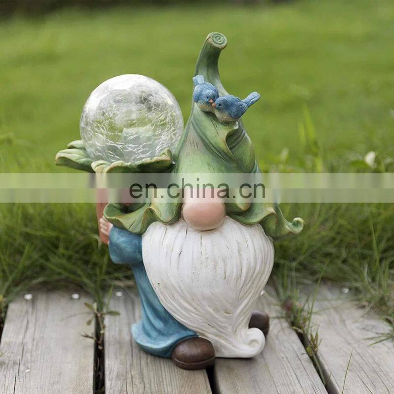 Garden Figurine Dwarf Statue Solar Powered Light Gnome Ornament Resin Waterproof Figurine Outdoor Yard Lawn Decoration