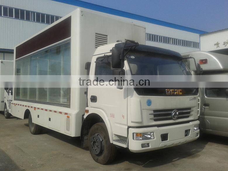 2015 Low Price Dongfeng Euro IV full color p10 mobile advertising trucks for sale in Lebanon