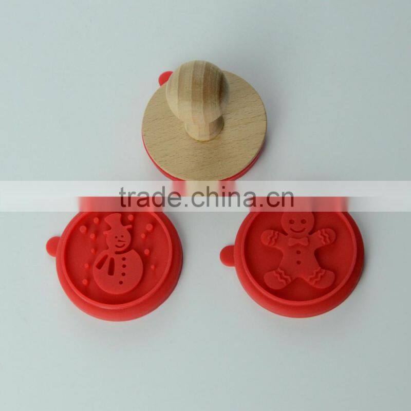 Christmas shaped silicone cookie stamp with wooden handle set