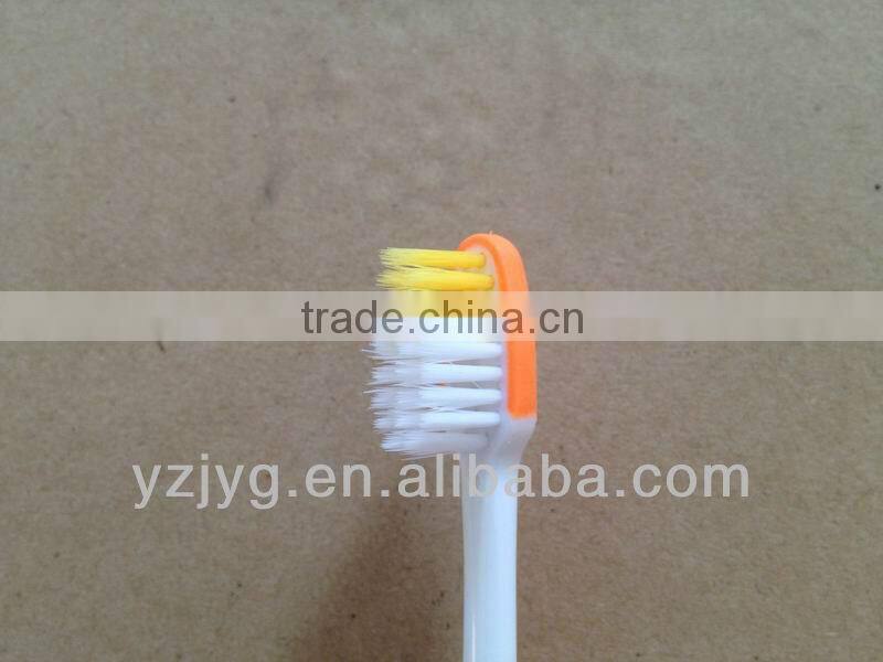 2013 new design fashion toothbrush for children