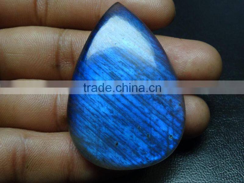 Best quality New Arrival Mother of Pearl gemstone with nice carving and Leaf Shape