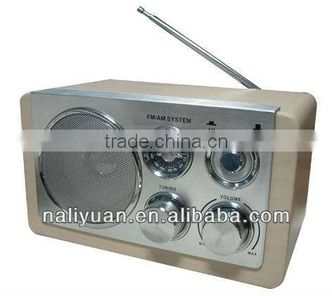 Table wooden AM/FM radio Wooden radio with speaker
