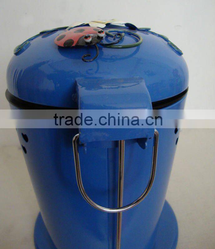 Metal trash for Home and Gargen decoration sx2020