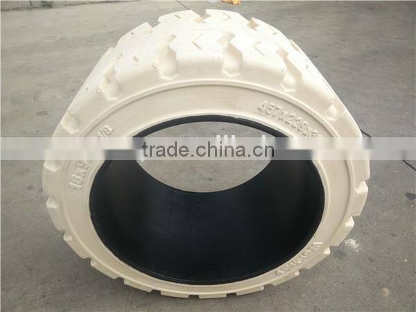 Non marking press-on solid traction style forklift tires 18x8x12 1/8 with discounted price for wholesale
