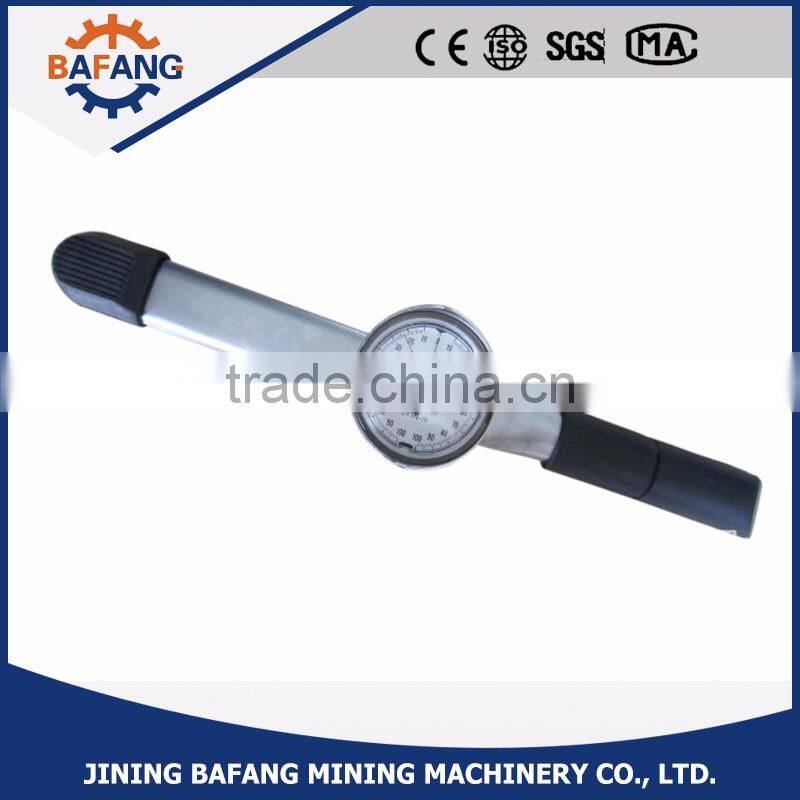Dial pointer torque wrench