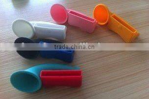 Eco-friendly silicone cute design cell phone holder with loud-speaker