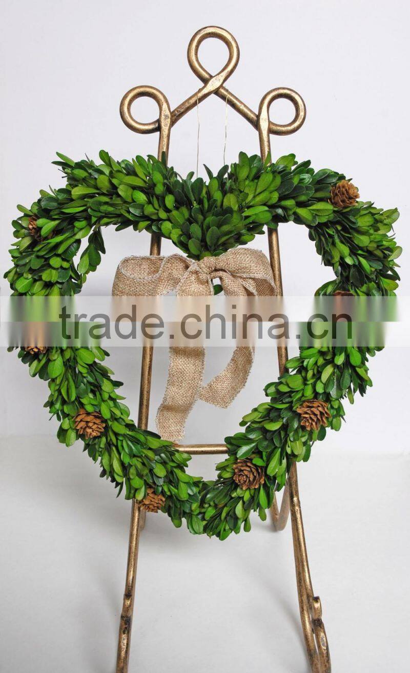 Preserved green boxwood heart with silk bowknot for abroad markets