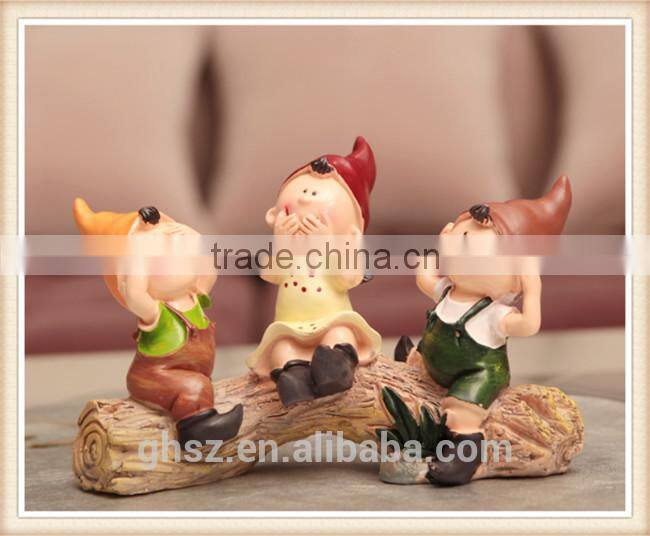 no listening, no seeing, no talk three "no" dolls