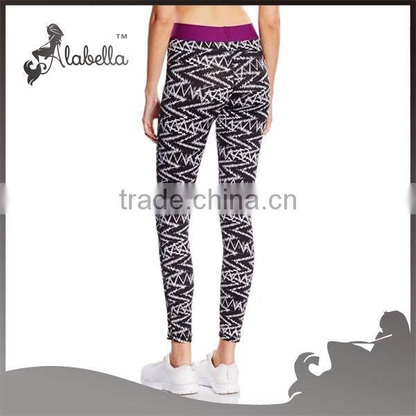 New Look Women's Zig Zag Print Pant Skinny Sports Trousers