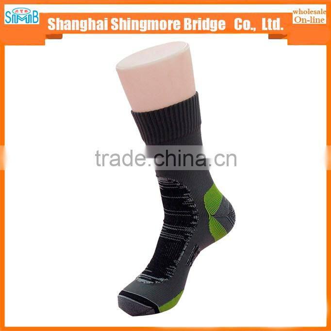 new design high quality waterproof long sport socks with good breathability