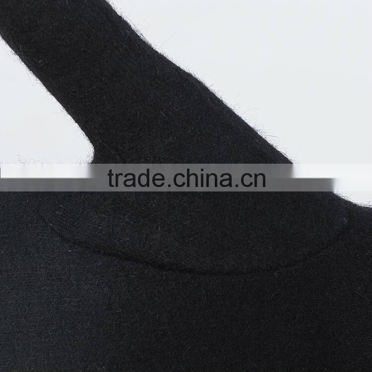 Black colored paillette decorated Women Wool Gloves Made with your comfort in mind