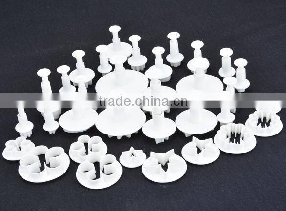 33 PCs Fondant Heart Shaped Cake Cutter Ejector Stamp Modeling border decoration fondant marzipan Plunger Cutter