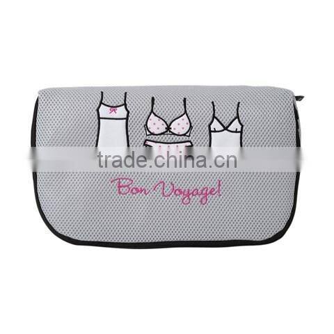 YIWU RODA 100% polyester high quality of sandwich mesh embroidery folding laundry bag