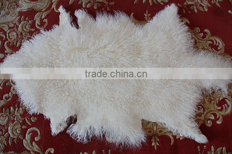 White Color Mongolian Sheep Fur Skin / Long Haired Sheep Fur Skin